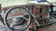 SCANIA R124 LB 6X2 EURO 3 - skříňový + hydraulické čelo