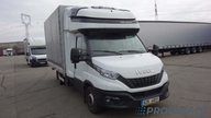 IVECO DAILY 35S18 3,0 132 kW - 8 paletový valník s plachtou