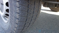 VOLKSWAGEN CRAFTER DOUBLE CAB 2,0 TDi 100 kW valník s plachtou - nelze odpočet DPH