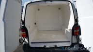 VOLKSWAGEN TRANSPORTER 2,5 TDi 96 kW - skříň + mrazírenský agregát HAHLBROCK