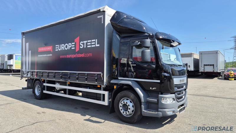 DAF LF 290 FA Sleeper Cab EURO 6 - valník s plachtou