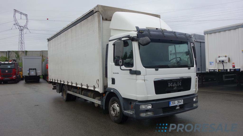 MAN TGL 12.250 4X2 BL EURO 5 valník s plachtou